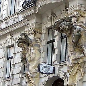 Hotel Pension Lumes